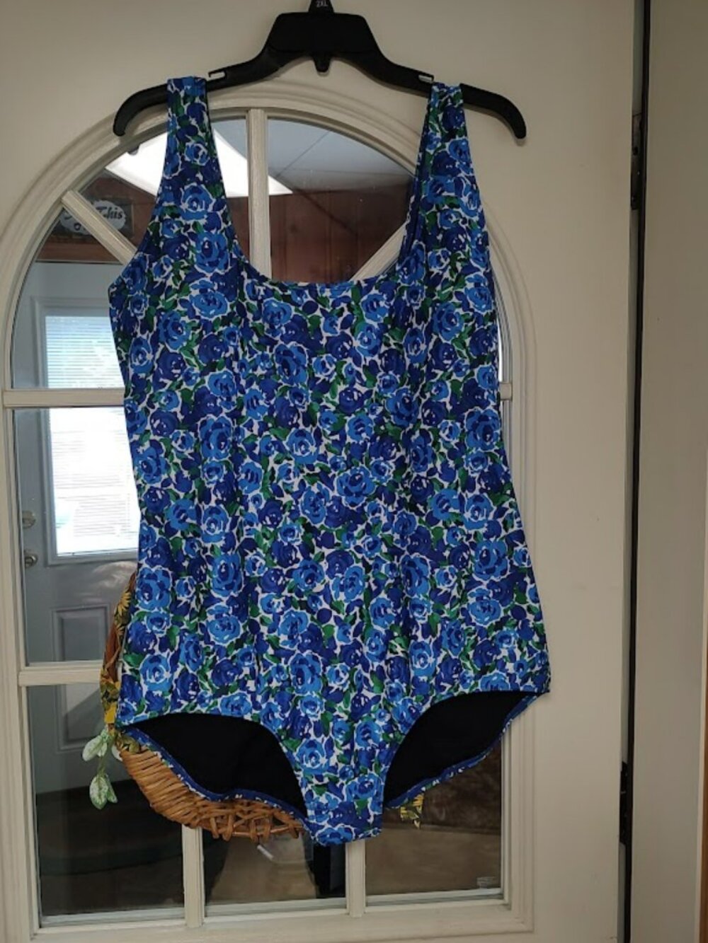 New Sporti Blue Flowered Chlorine Resistant One Piece Swimsuit Women's 18